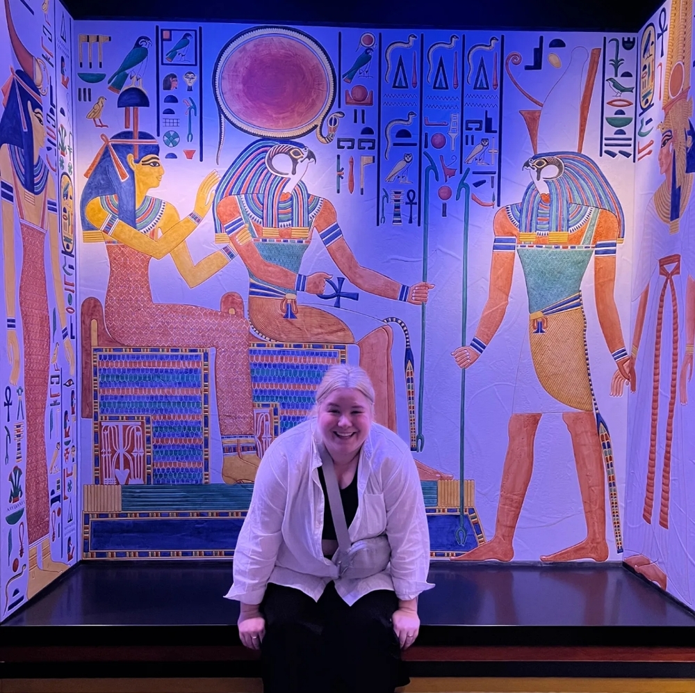 Meet your Posher, Em